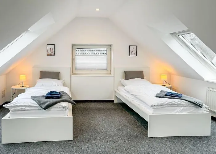 Ruhig & Gut Angebunden. 8 Betten, 4 Stellplaetze