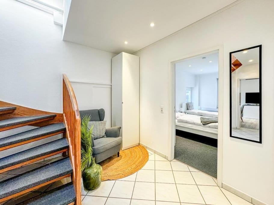 Apartment Ruhig & Gut Angebunden. 8 Betten, 4 Stellplaetze *
